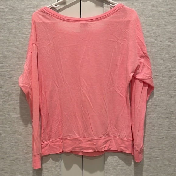 VICTORIAS SECRET PINK CREWNECK SHIRT! Size: SMALL. PERFECT CONDTION! - Picture 6 of 7